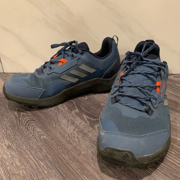 Adidas Terrex Mens AX4 hiking shoes - Picture 2 of 4